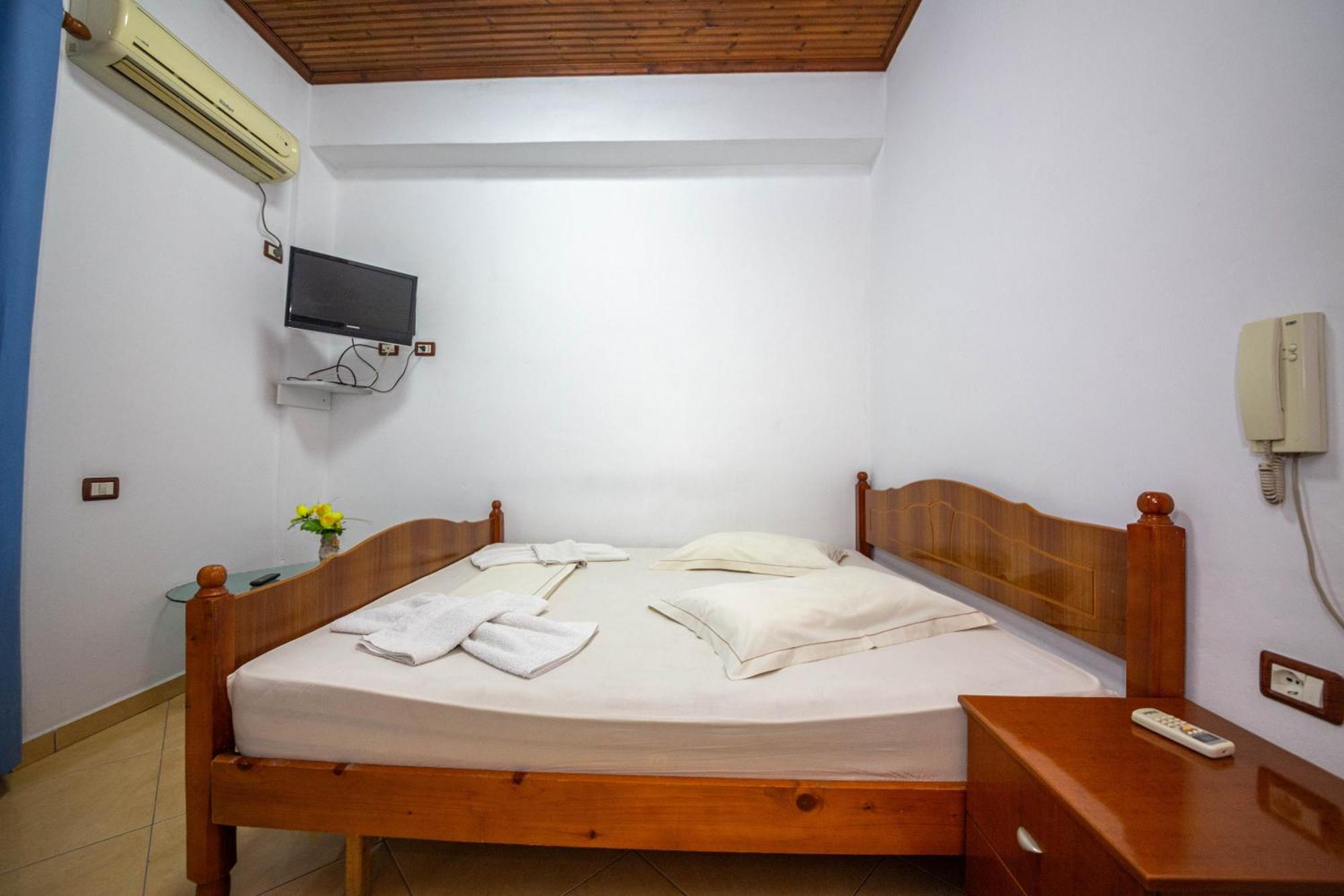 Hotel Shpella Berat Eksteriør billede