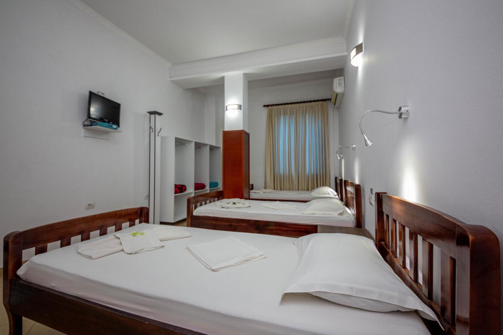 Hotel Shpella Berat Eksteriør billede
