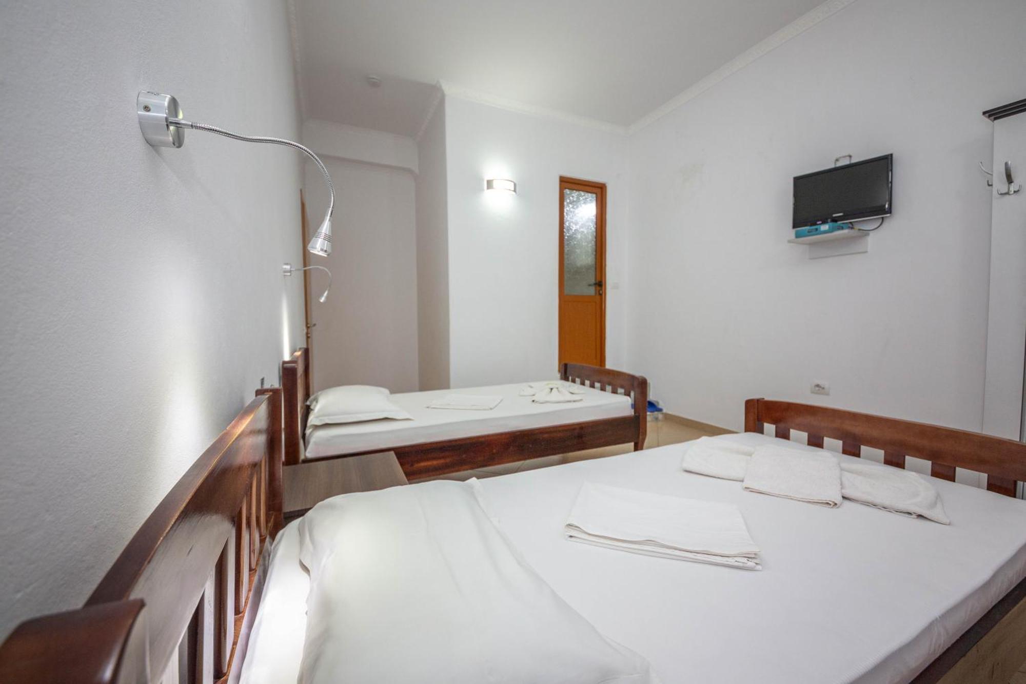 Hotel Shpella Berat Eksteriør billede